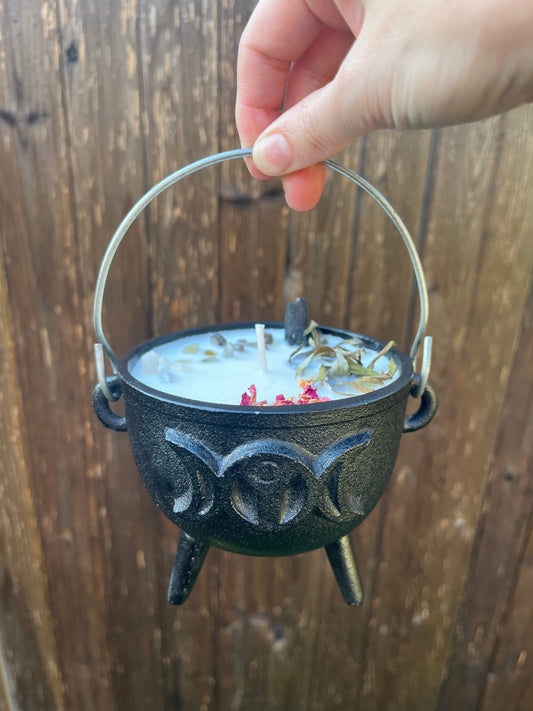 Hecate Cauldron Candle