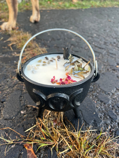 Hecate Cauldron Candle